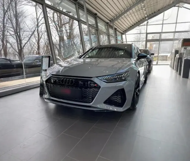 Audi RS6 Dynamic 2023 — Sports Car Rental Barcelona, Barcelona