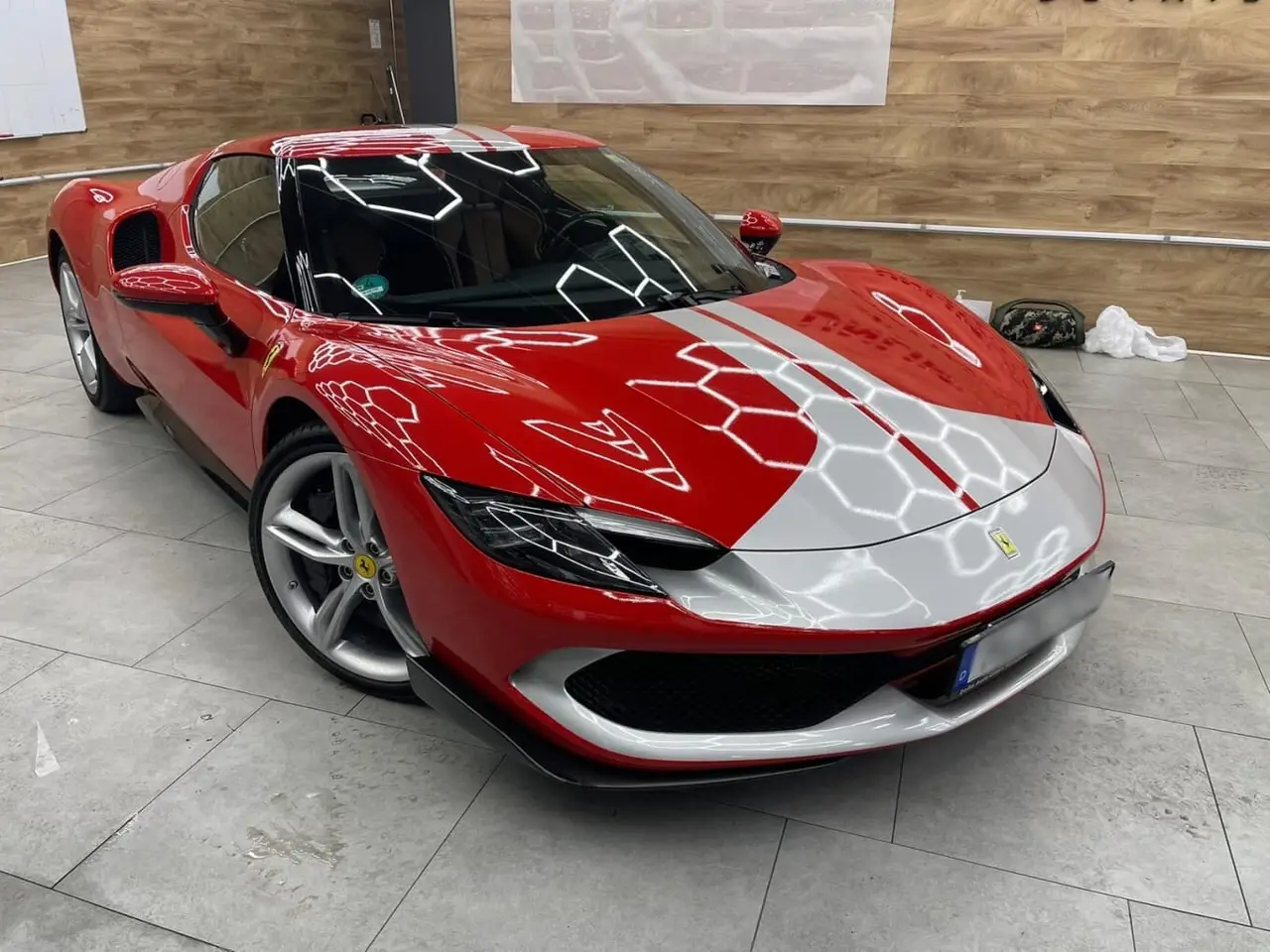 Ferrari 296 GTB 2023 — Sports Car Rental Barcelona, Barcelona. Ferrari 296 GTB en Barcelona El Ferrari 296 GTB 2023 está disponible para alquiler en…