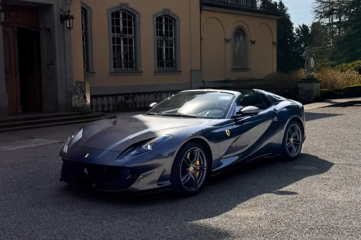 Ferrari 812 GTS 2024 — Sports Car Rental Barcelona, Barcelona. Ferrari 812 GTS en Barcelona El Ferrari 812 GTS 2024 puede alquilarse en Barcelona como…