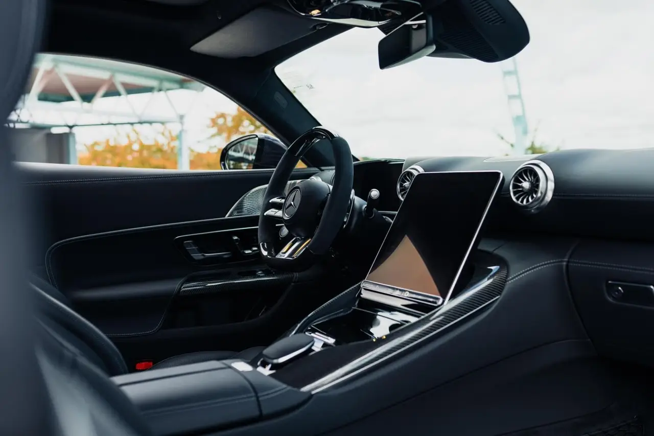 Mercedes Benz GT63 AMG Coupe 2024, vista trasera — Sports Car Rental Barcelona, Barcelona. Mercedes Benz GT63 AMG Coupe en Barcelona El Mercedes Benz GT63 AMG Coupe 2024 puede…
